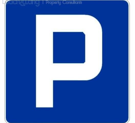 Miejsce parkingowe -Salwator City