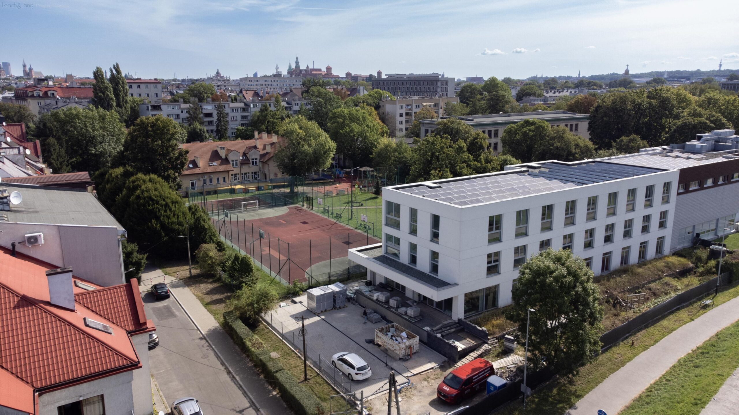 Nowoczesny budynek na cele edukacyjne – Kraków, Salwator